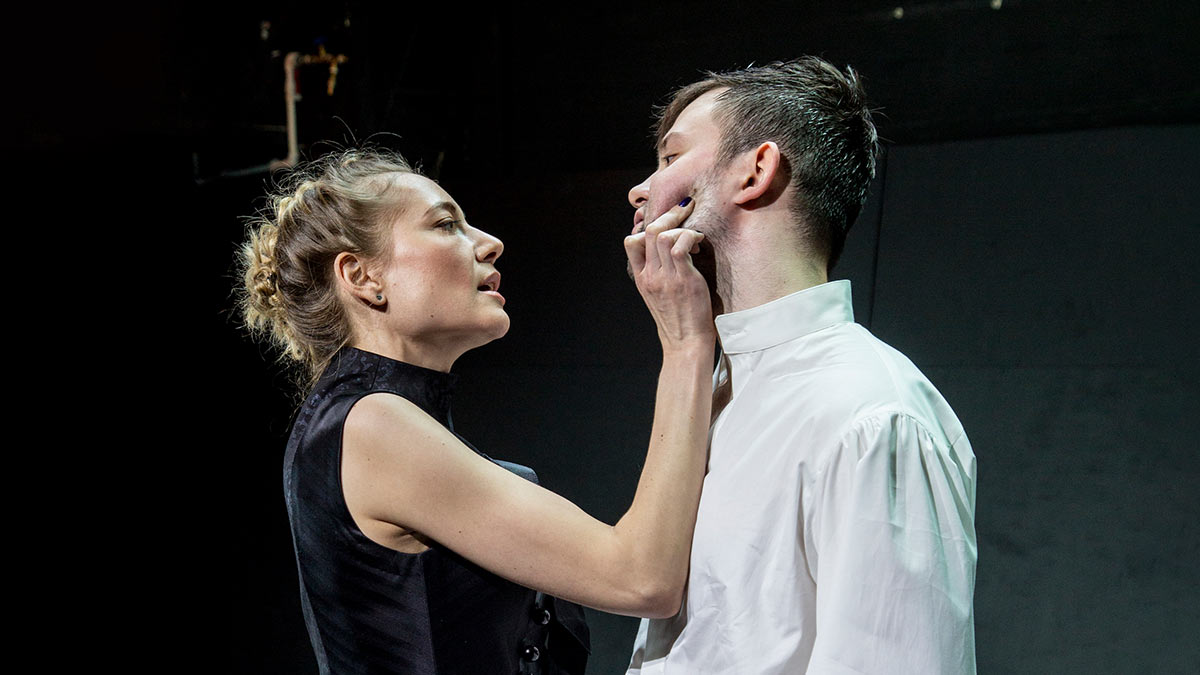 Спектакль Театра Моссовета «Фрекен Жюли»