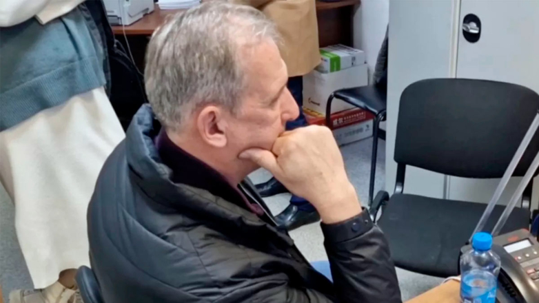 Суд в Иркутске арестовал обвиняемого в мошенничестве мэра Тулуна Кариха