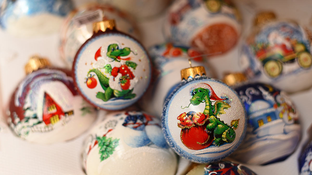 Елочные игрушки