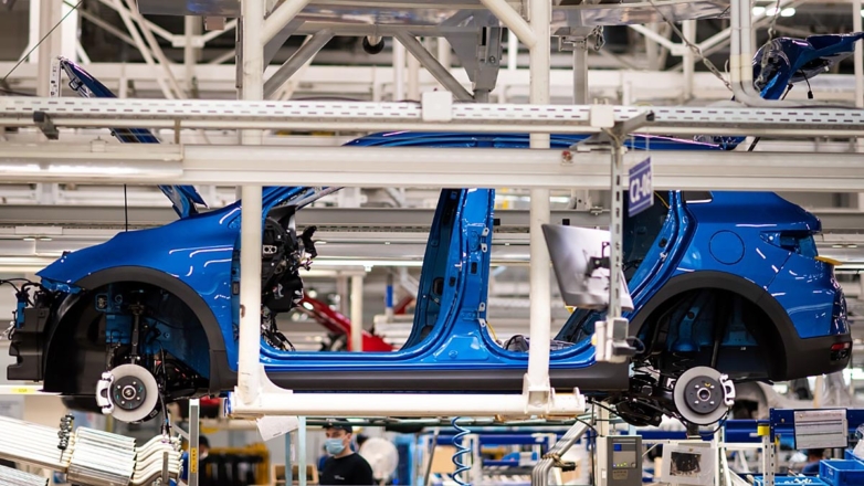 СМИ: сборку Hyundai Solaris и Creta в России могут возобновить