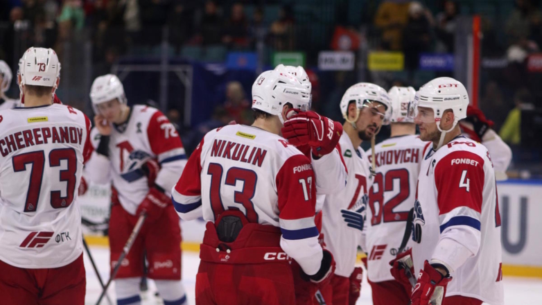 Ярославский "Локомотив" одержал третью победу подряд в КХЛ