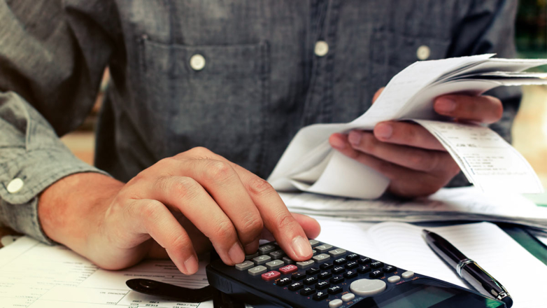 Изменения в налоговый режим для самозанятых готовят Минфин и ФНС