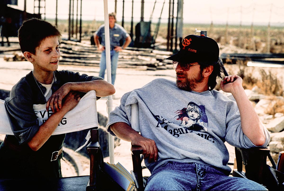 Кристиан Бэйл на съемках фильма "Империя солнца"