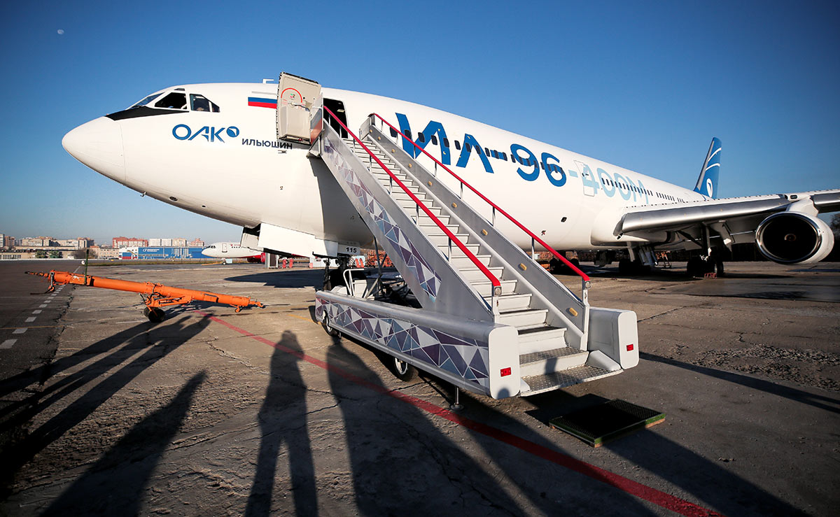 Модернизированный самолет Ил-96-400М совершил первый полет