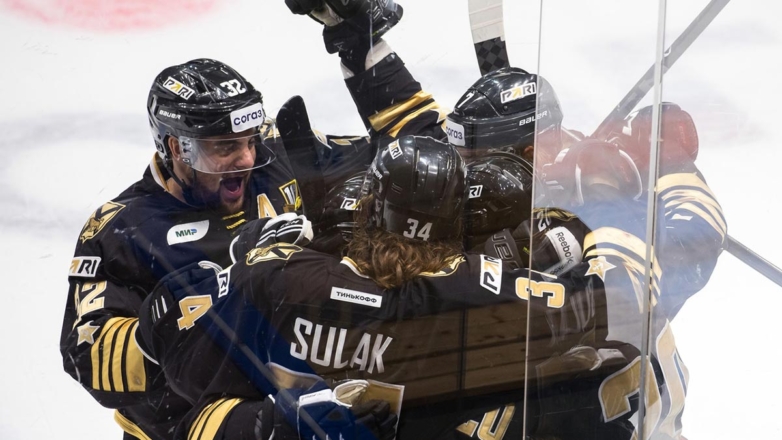 "Адмирал" и "Салават Юлаев" забили 9 шайб на двоих в матче КХЛ