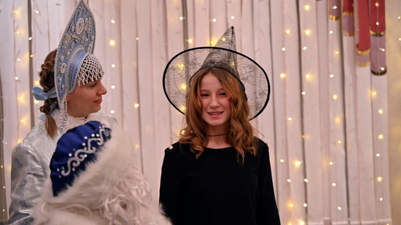 Новогодние волшебники поздравили детей сотрудников ЧЦЗ