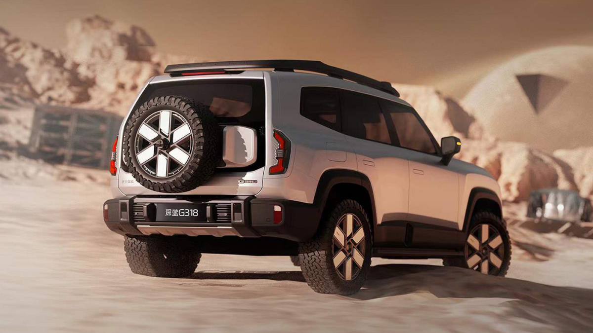 Deepal G318 сзади