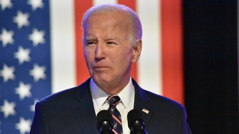 Байден призвал увеличить военную помощь Украине