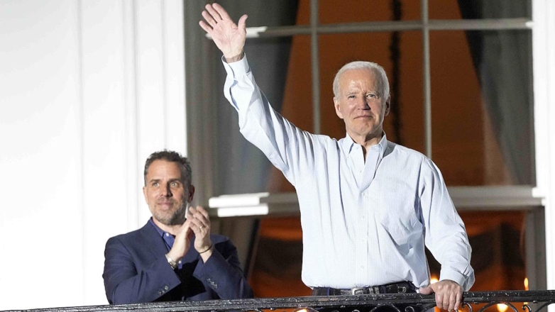 Спикер Конгресса США обвинил Байденов в подрыве доверия к правосудию