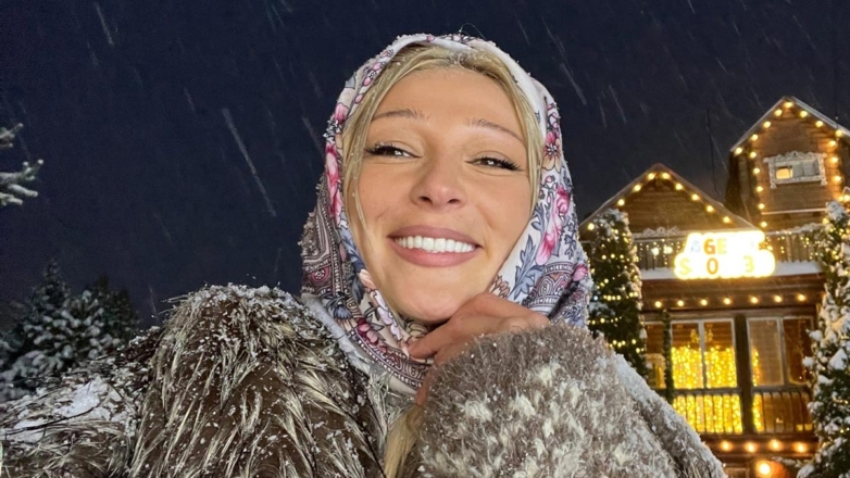 СМИ: Ивлеева уехала из России