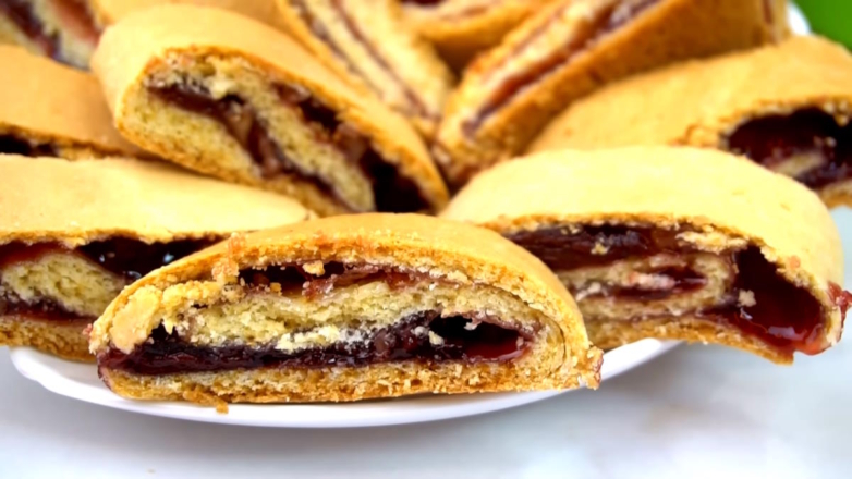 30 минут на кухне: мягкое печенье с начинкой – пустите в ход залежавшееся варенье