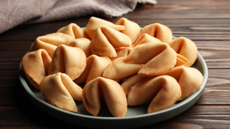 30 минут на кухне: быстрое печенье с предсказаниями в домашних условиях