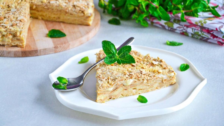 30 минут на кухне: торт из лаваша со сгущенкой и рикоттой, который не нужно выпекать