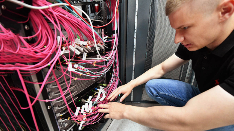 Связанные одной сетью: зачем производству нужны технологии промышленного интернета вещей