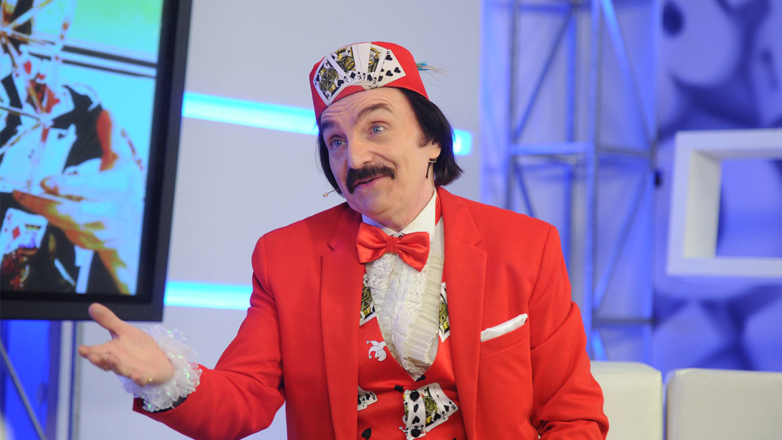 Путин присвоил звание заслуженного артиста РФ Амаяку Акопяну