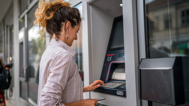 В Турции рассказали об условиях для открытия счетов россиянам