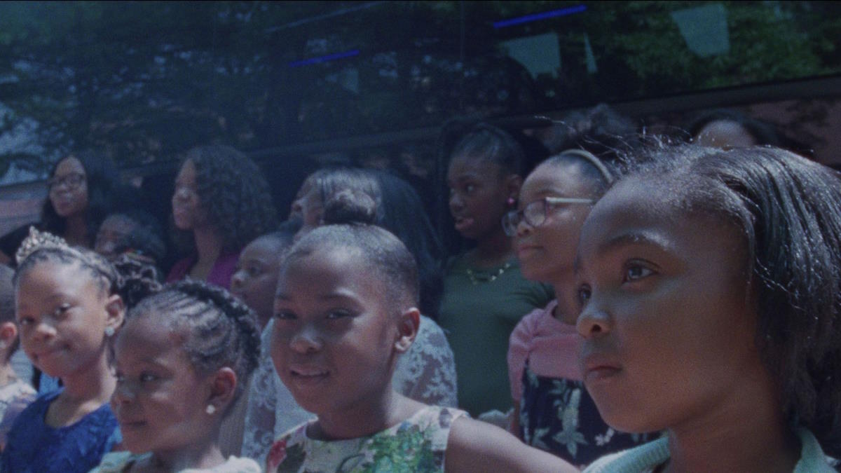 Кадр из фильма "Дочери"