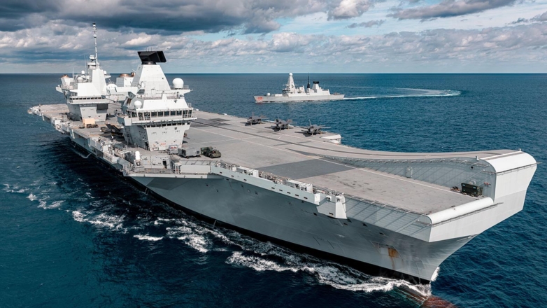 На британском флагмане HMS Queen Elizabeth произошел пожар