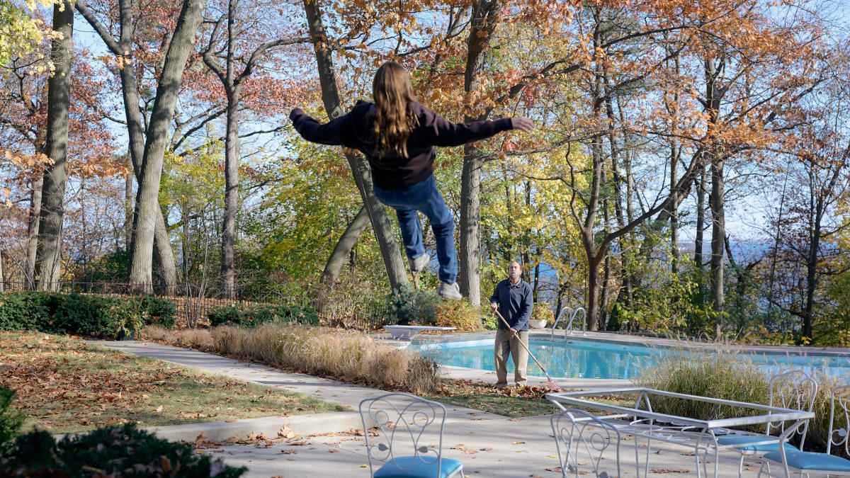 Кадр из фильма "Герой наших снов"