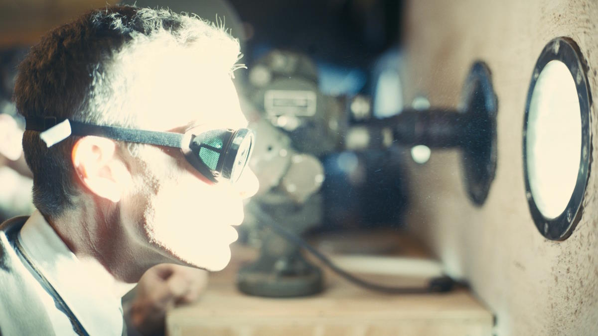 Кадр из фильма "Оппенгеймер"