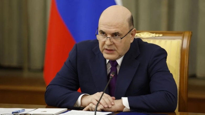 Мишустин поручил вице-премьерам держать на контроле реализацию мер поддержки семей с детьми