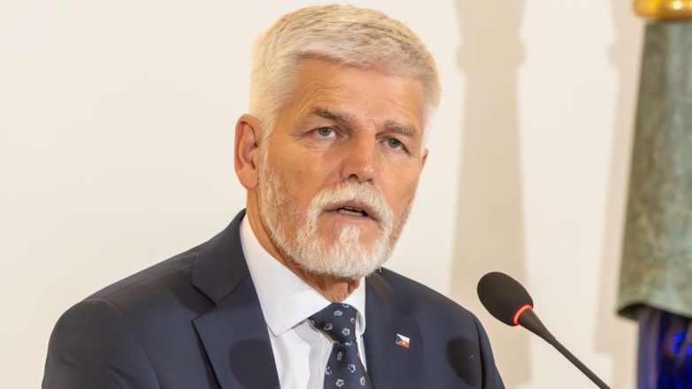 Президент Чехии заявил, что Украине не удастся вернуть все ее территории