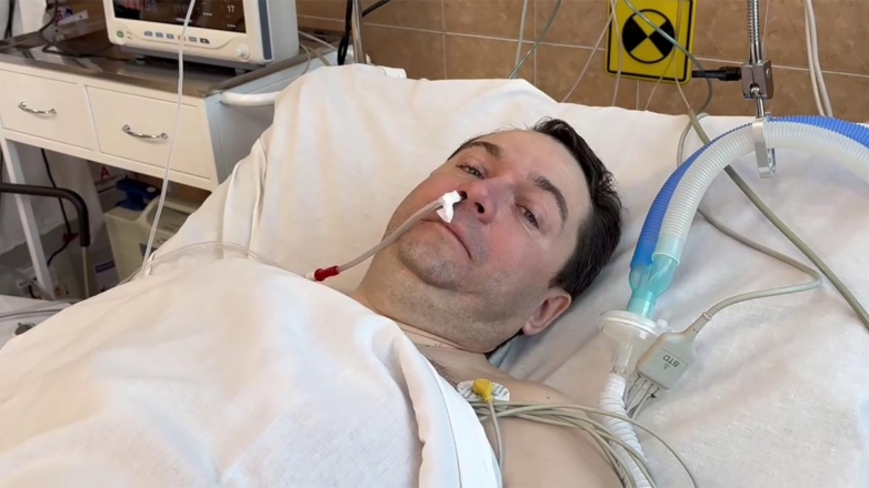 Врачи отмечают положительную динамику у губернатора Чибиса, подвергшегося нападению