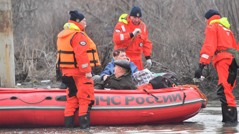 В Оренбургской области из-за паводков эвакуировали 7,7 тыс. человек