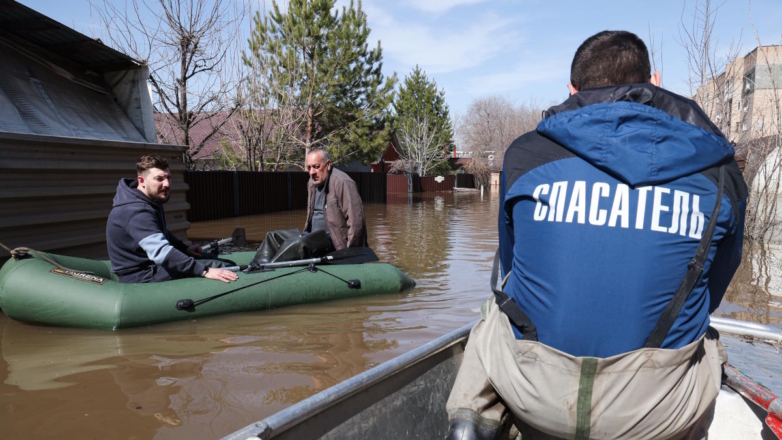 Путин: самая сложная ситуация с паводком остается в Оренбургской области