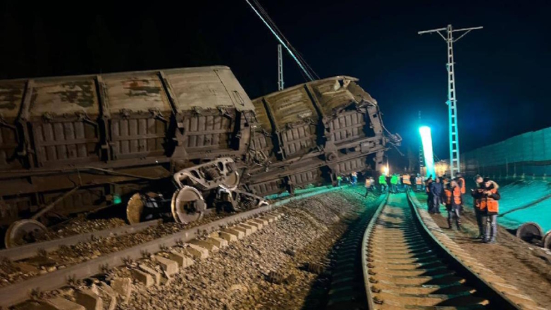 В Подмосковье сошли с рельсов 11 грузовых вагонов