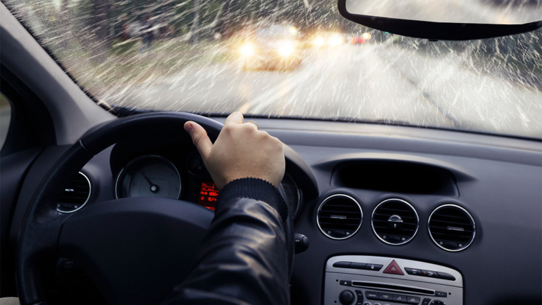 ГИБДД предупредила водителей Кузбасса об опасной погоде