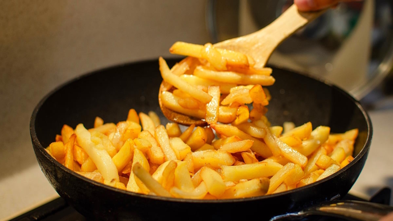 Как правильно поджарить картошку: основные правила и тонкости