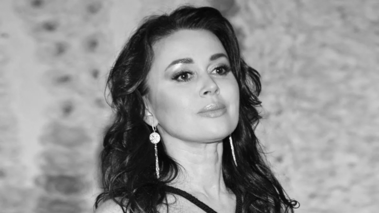Умерла актриса Анастасия Заворотнюк
