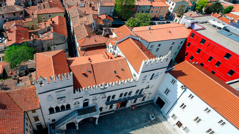 В Минобрнауки предложили ликвидировать единственный в Европе филиал МГУ