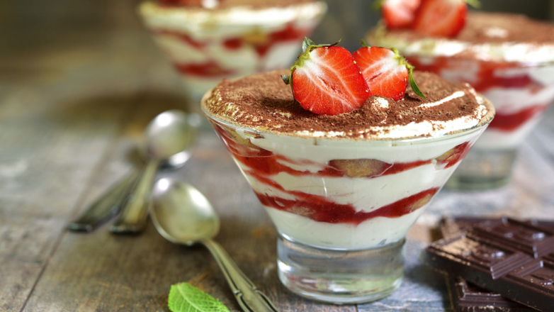 30 минут на кухне: клубничный тирамису