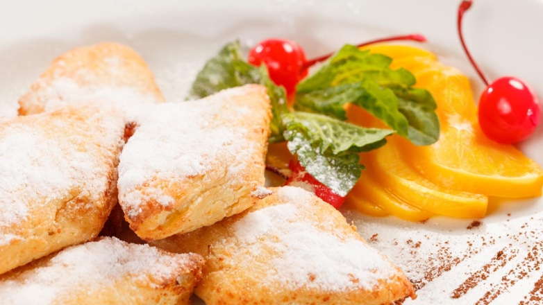 30 минут на кухне: нежные апельсиновые коржики с глазурью – вкусная и ароматная выпечка на скорую руку