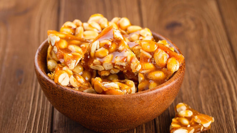 30 минут на кухне: простой рецепт козинаков без меда, варки на плите и с минимумом посуды