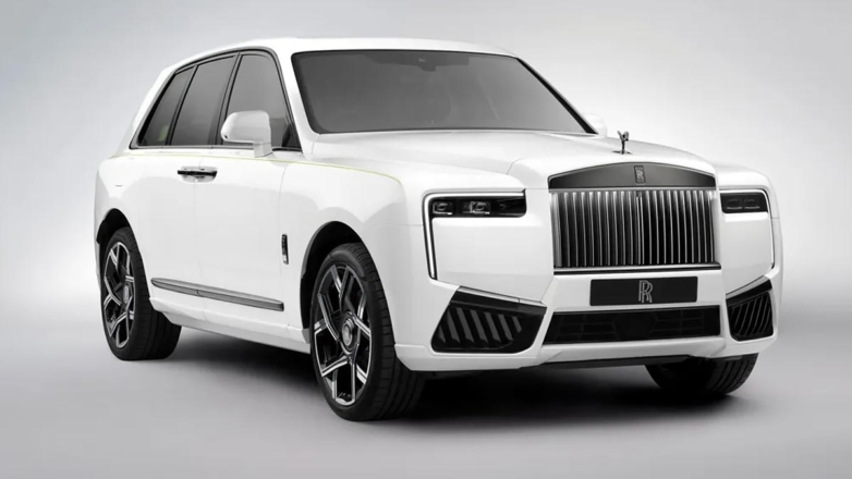 Rolls-Royce показал рестайлинговый внедорожник Cullinan