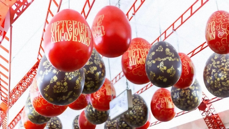 Московский транспорт впервые украсят к Пасхе тематическими инсталляциями