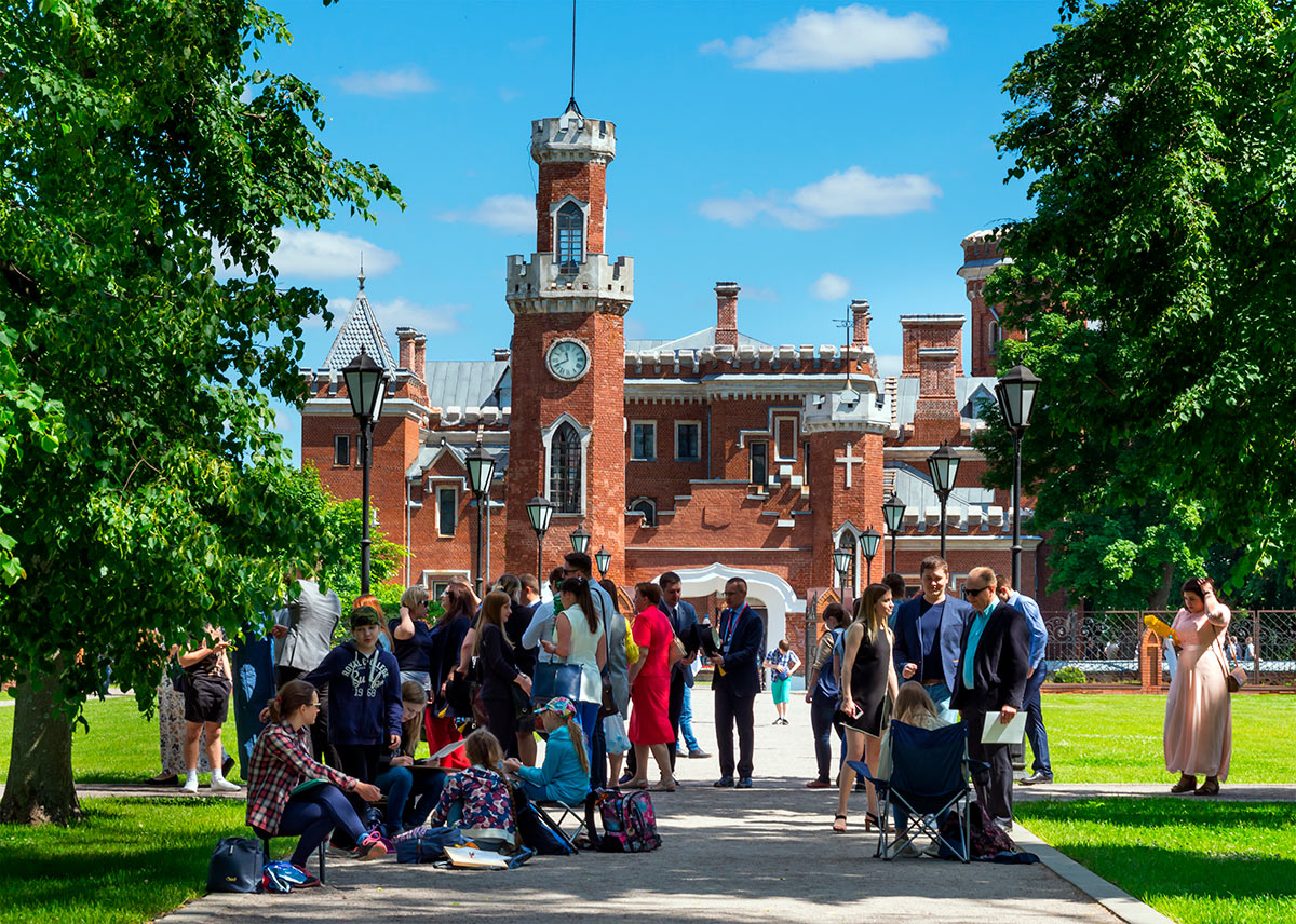 Дворец князей Ольденбургских в Рамони
