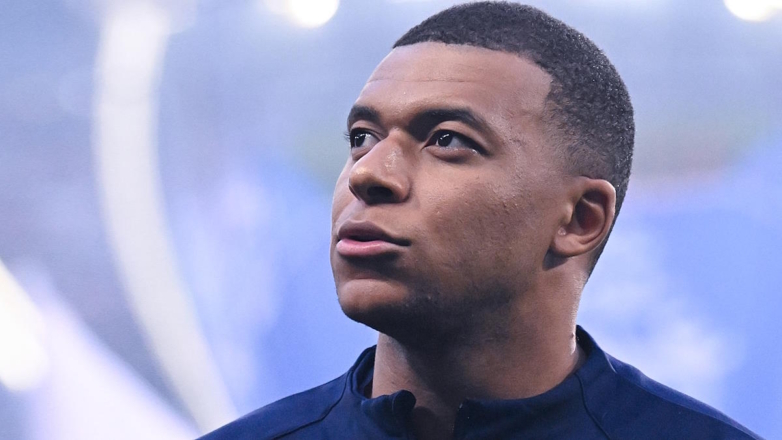 Чемпион мира Мбаппе официально стал игроком мадридского "Реала"