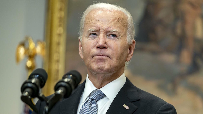 Суд приостановил программу Байдена по легализации незаконных мигрантов