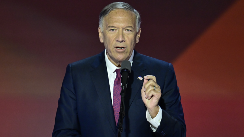 Помпео: Трамп может одобрить ленд-лиз Украине на $500 млрд