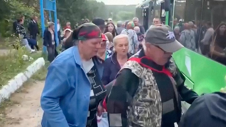 Глава Глушковского района рассказал, как проходит эвакуация после разрушения моста через реку Сейм