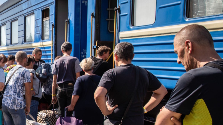 На Украине хотят эвакуировать из прифронтовой зоны еще более 230 тыс. человек