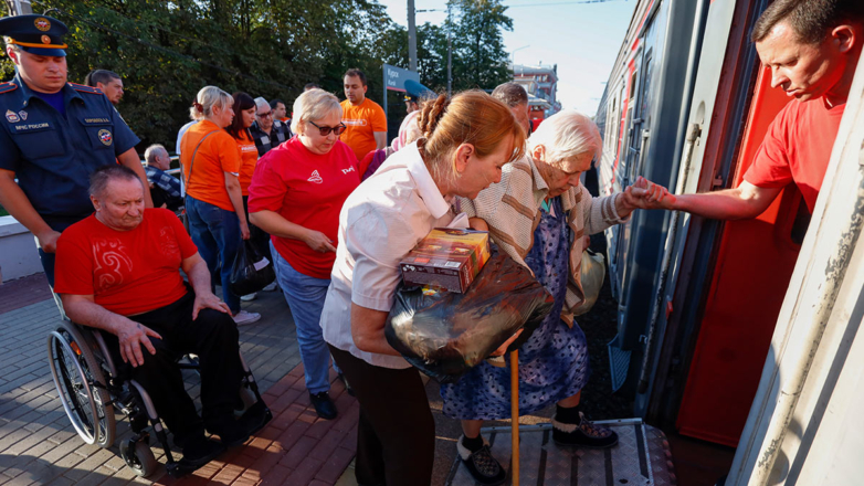 МЧС: более 1400 жителей Курска уехали в безопасные районы за минувшую неделю