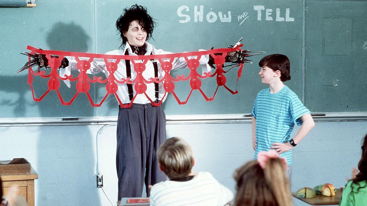 Кадр из фильма "Эдвард Руки-ножницы"