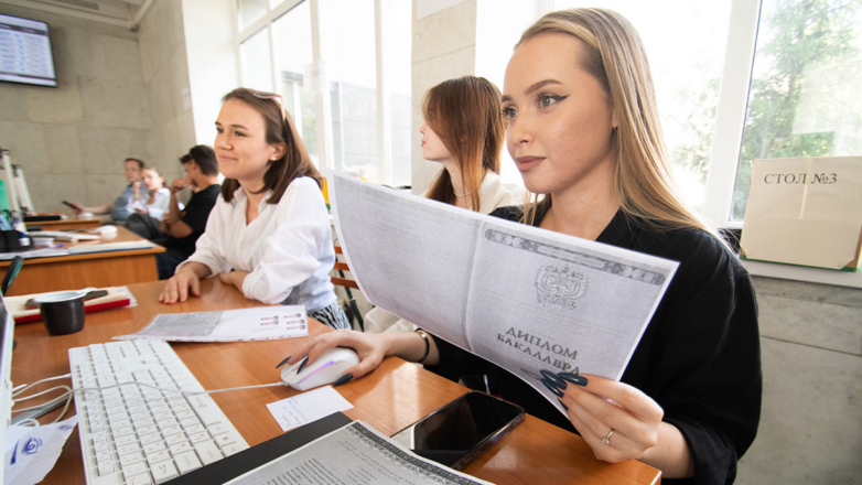 Минобрнауки РФ скорректировало порядок приема в вузы и колледжи в 2026 году