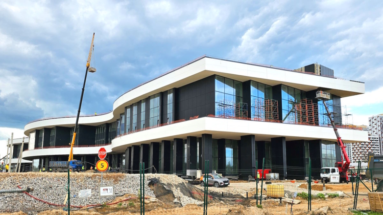 К новому учебному году в России досрочно построят 1,3 тысячи новых школ