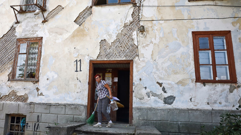 В России пересмотрят критерии аварийности многоквартирных домов и сократят сроки строительства